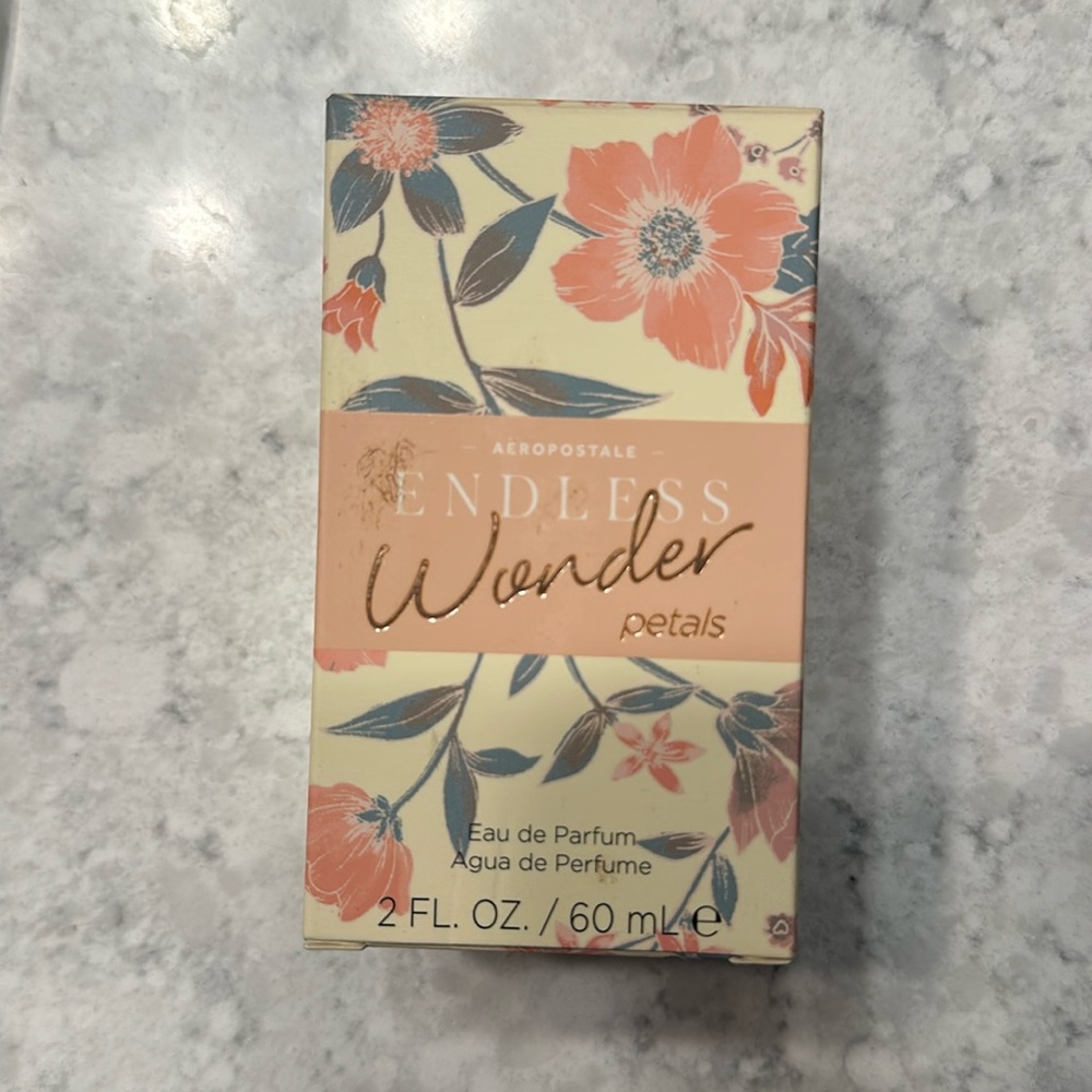 Aeropostale Endless Wonder petals
